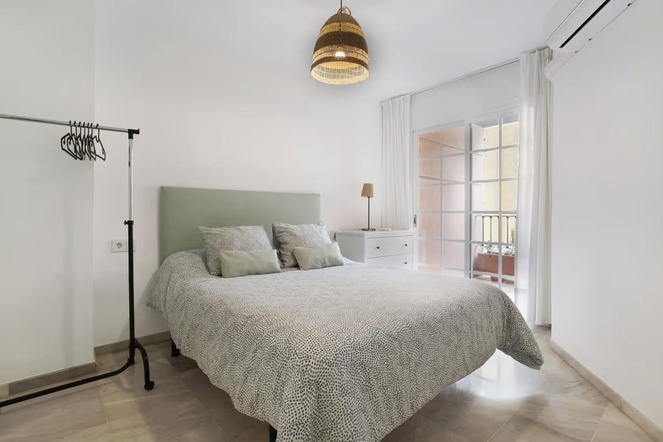 Exclusive Malagueta Beach Apartment Malaga Exterior photo