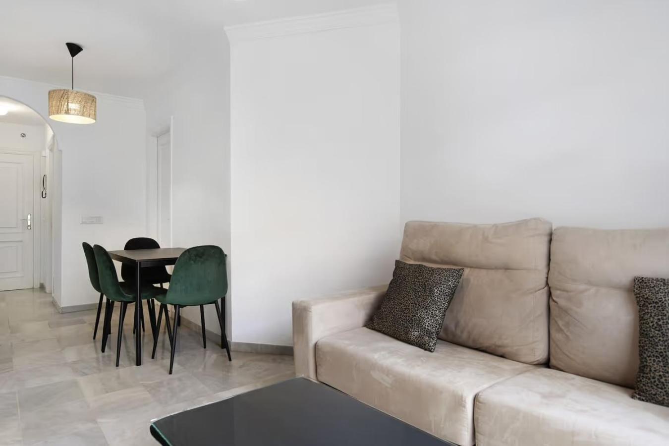 Exclusive Malagueta Beach Apartment Malaga Exterior photo